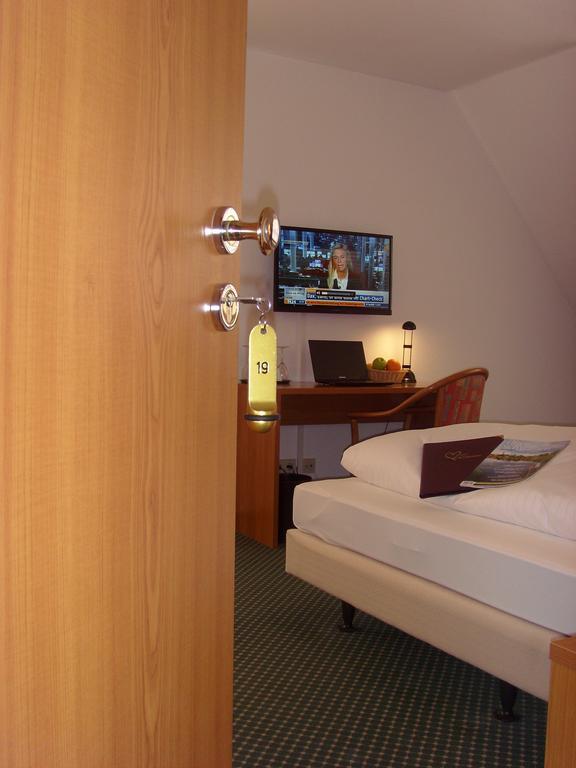 Hotel&Restaurant Engel Herbertingen Zimmer foto